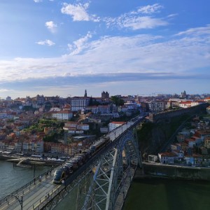 Porto structures (2/2) 🇵🇹 . #porto